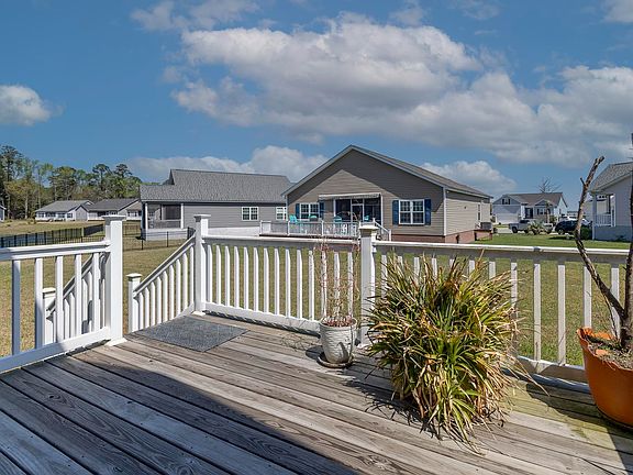 3rd image of 604 Winnow Way