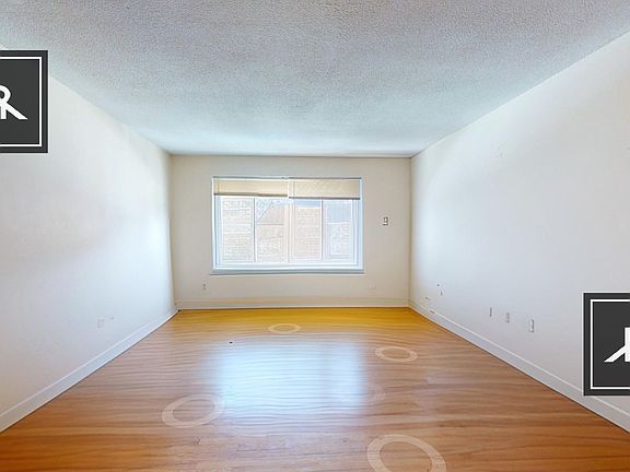 3rd image of 282 Corey Rd #32