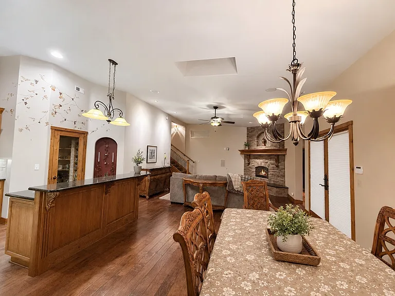 2098 Lamb Ln — Photo 3