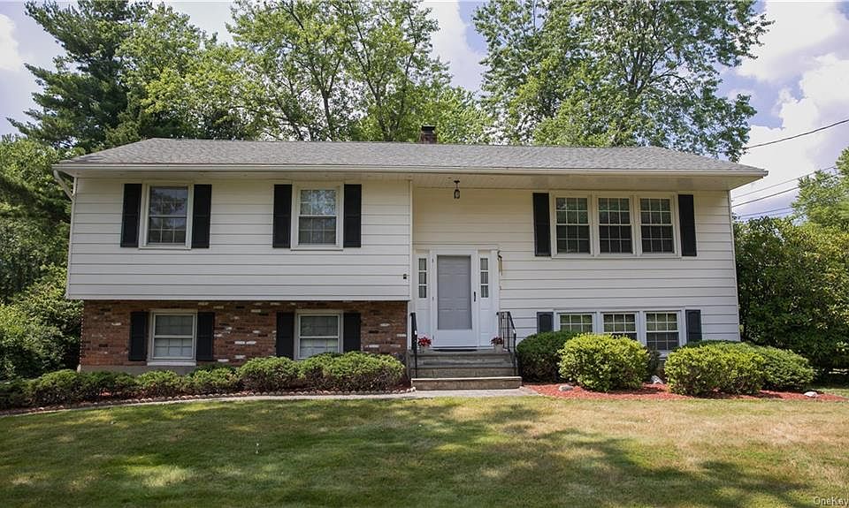 1st image of 662 Garth Ct