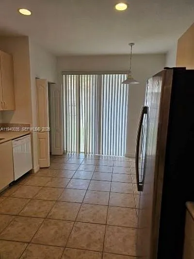 2160 NE 37th Rd #2160 — Photo 14