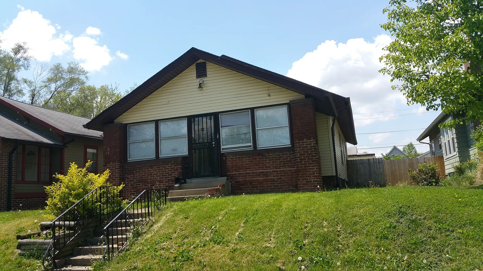 26 N Riley Ave photo 1