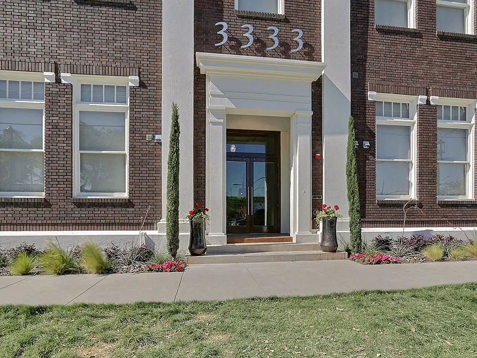 Welcome to your new home at 3333 Elm Street Lofts