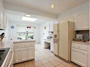 3 Barnwall Ln, Mamaroneck, NY 10543