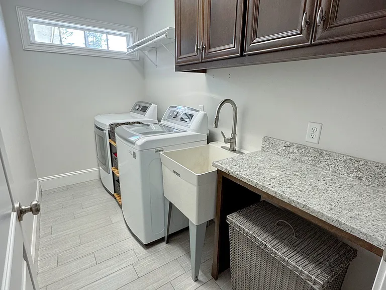 7345 Twisted Oak Cir — Photo 11