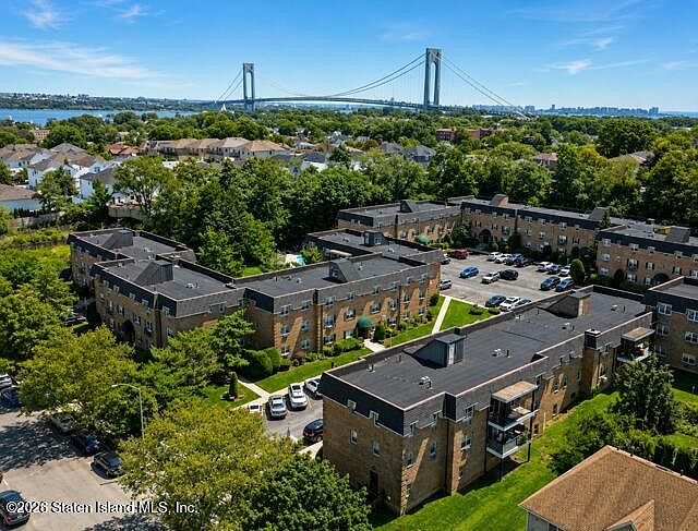 1st image of 406 Maryland Ave APT 3C
