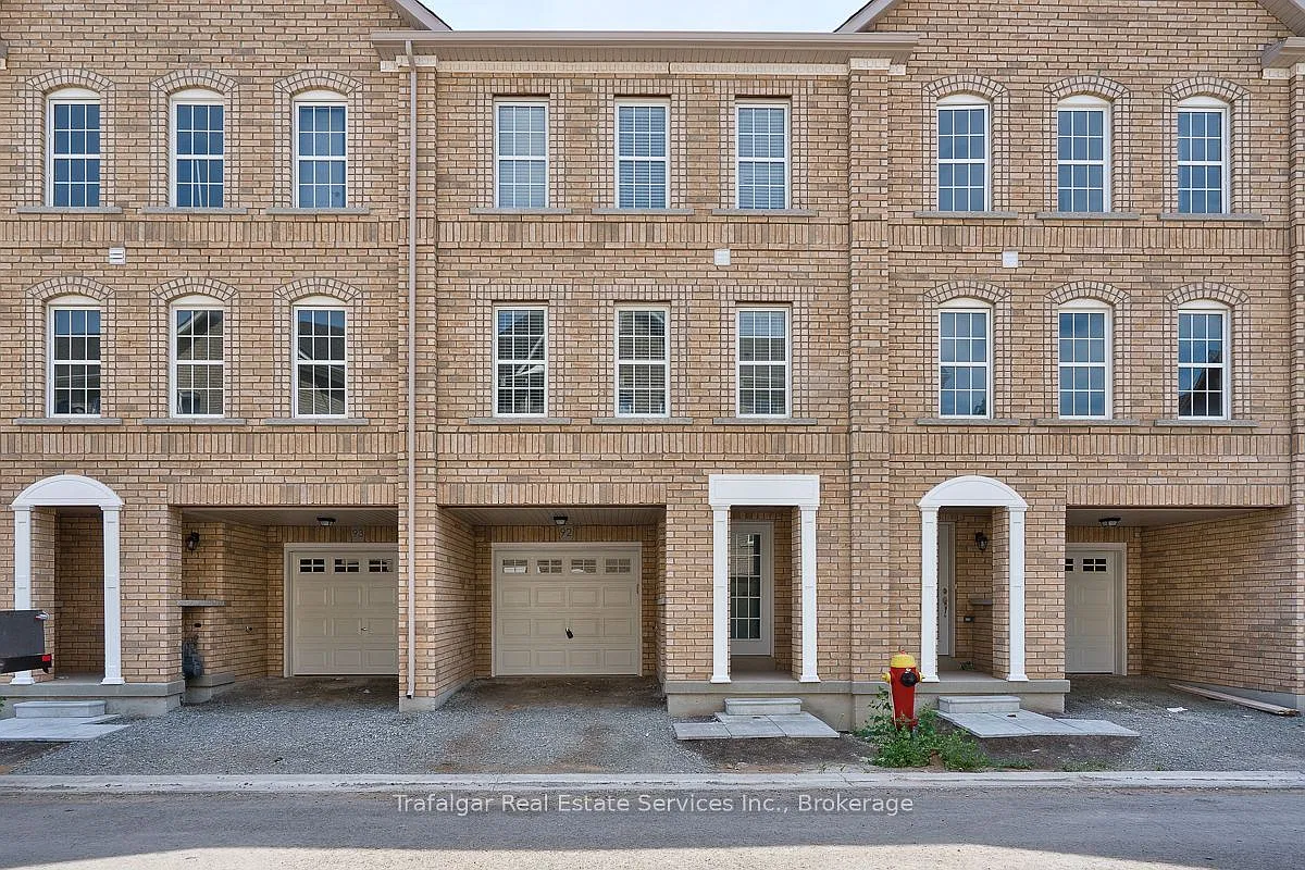 3 bed, $3,275 — Photo 1
