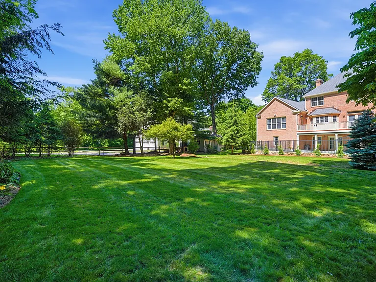 254 Sherwood Farm Rd — Photo 39