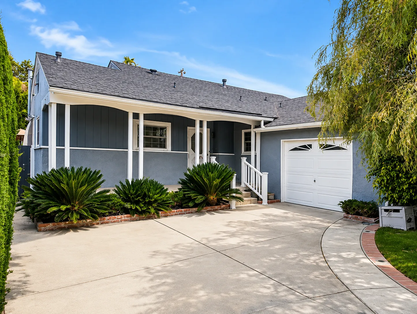 3 bed, 1020 sqft, $4,000 — Photo 1