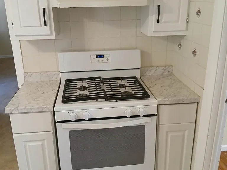 40 Woodmont St #40 — Photo 2