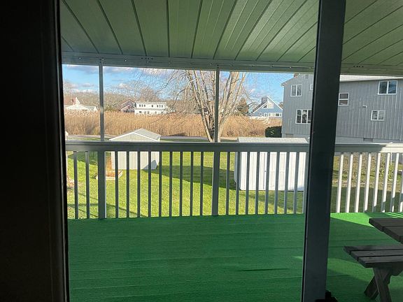 5th image of 63 Langworthy Ave #1