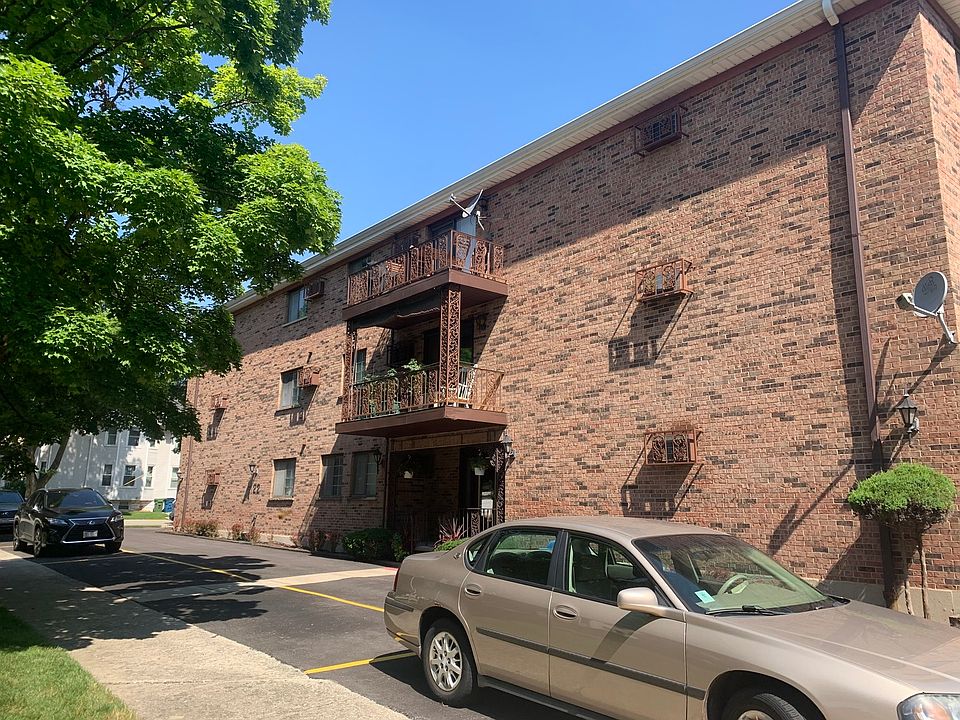1st image of 122 Circle Ave APT 308