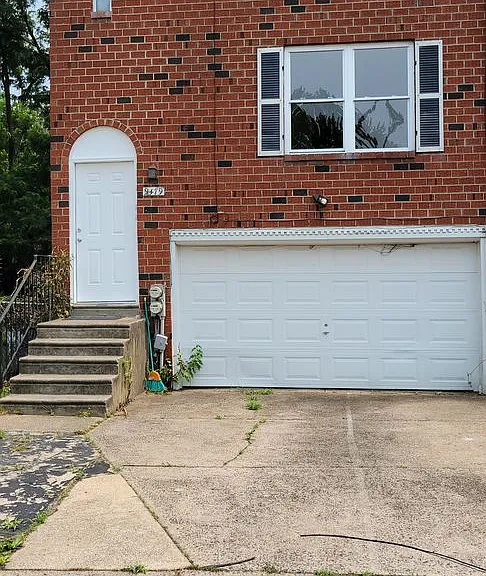 9479 Woodbridge Rd — Photo 1