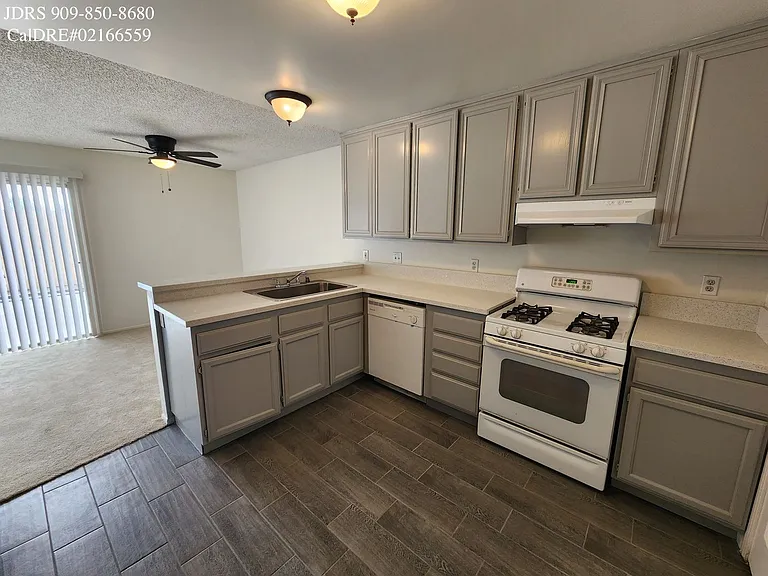 10495 Adobe Ct #2 — Photo 3