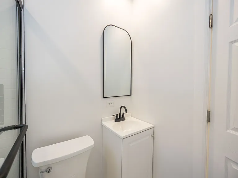 1247 N Cleaver St #1R — Photo 5