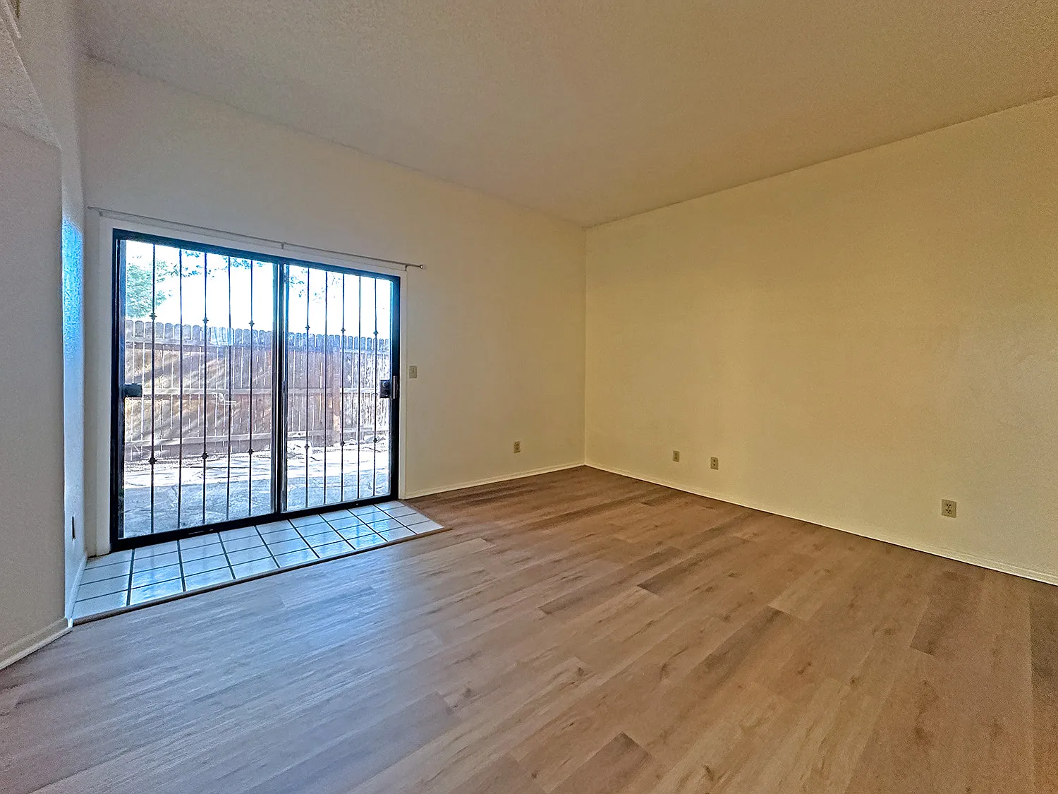 3 bed, 1600 sqft, $1,795 — Photo 3