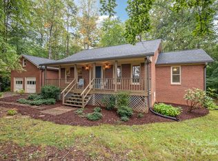 157 Sherwood Pines Dr, Mooresville, NC 28115