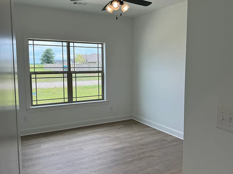 111 Chandlor Cir — Photo 19
