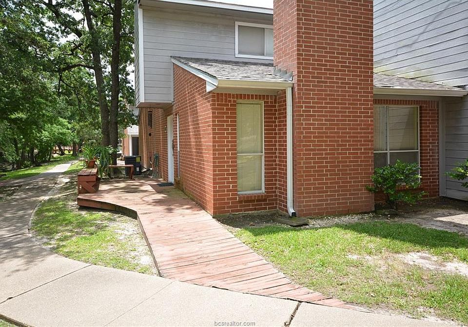 1st image of 1501 Stallings Dr APT 40