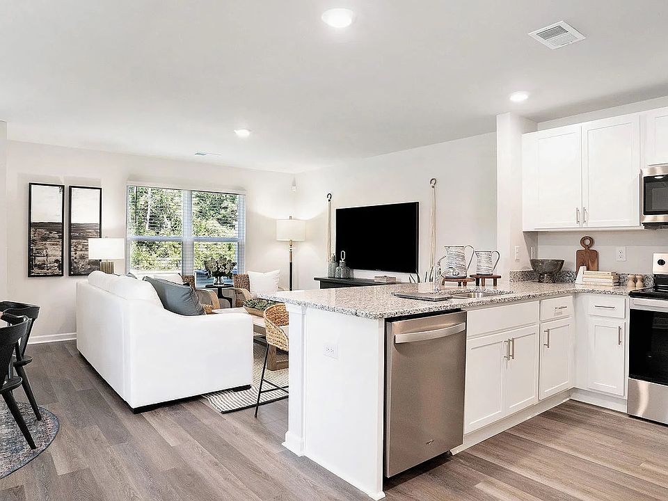 1st image of 535 Gemstone Blvd #1