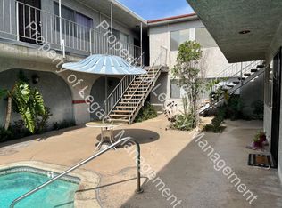 279 W 11th St, Upland, CA 91786
