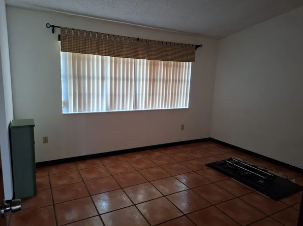 8433 SW 147th Pl, Miami, FL 33193