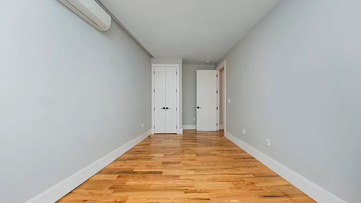 Rented by Nooklyn NYC LLC | media 7