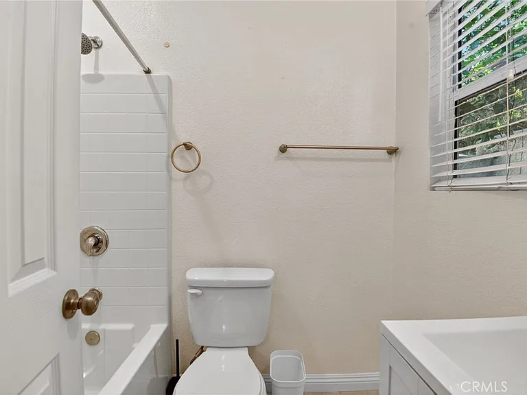 20122 Candleflame Ct — Photo 9