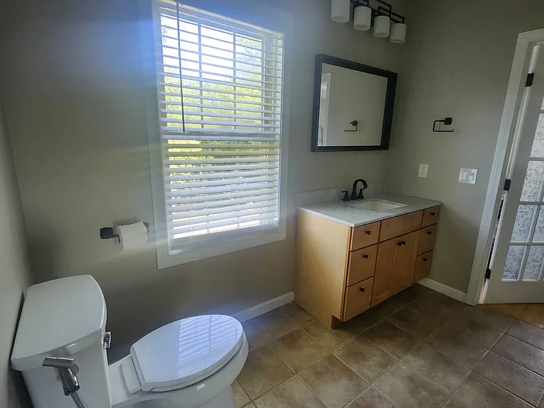 49 Highland Ln — Photo 17