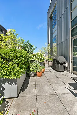 Rented by Easton Properties | media 10