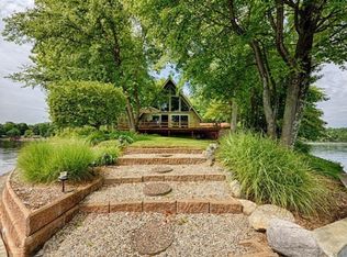 5510 Cozy Point Dr, Newaygo, MI 49337