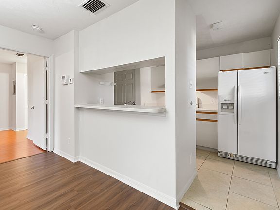 3rd image of 6535 SE Federal Hwy #1-102
