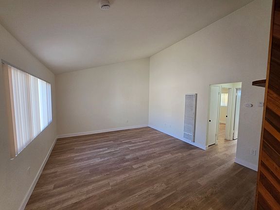 2nd image of 205 Springfield Ave APT 2