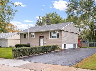 732 Tinley Dr, Aurora, IL