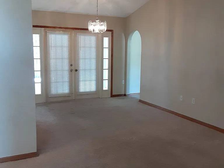 11404 Pike Ave — Photo 6