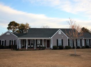 222 Valley Creek Dr, Westminster, SC 29693