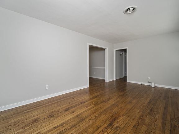 4th image of 9020 Weldon Dr