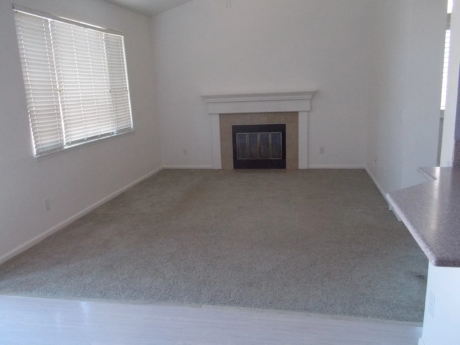 3 bed, 1708 sqft, $2,950 — Photo 4