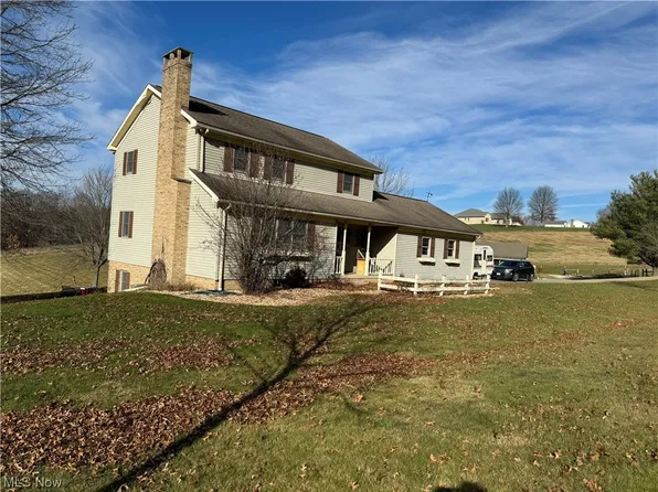2812 Tabor Ridge Rd NE, Mineral City, OH 44656