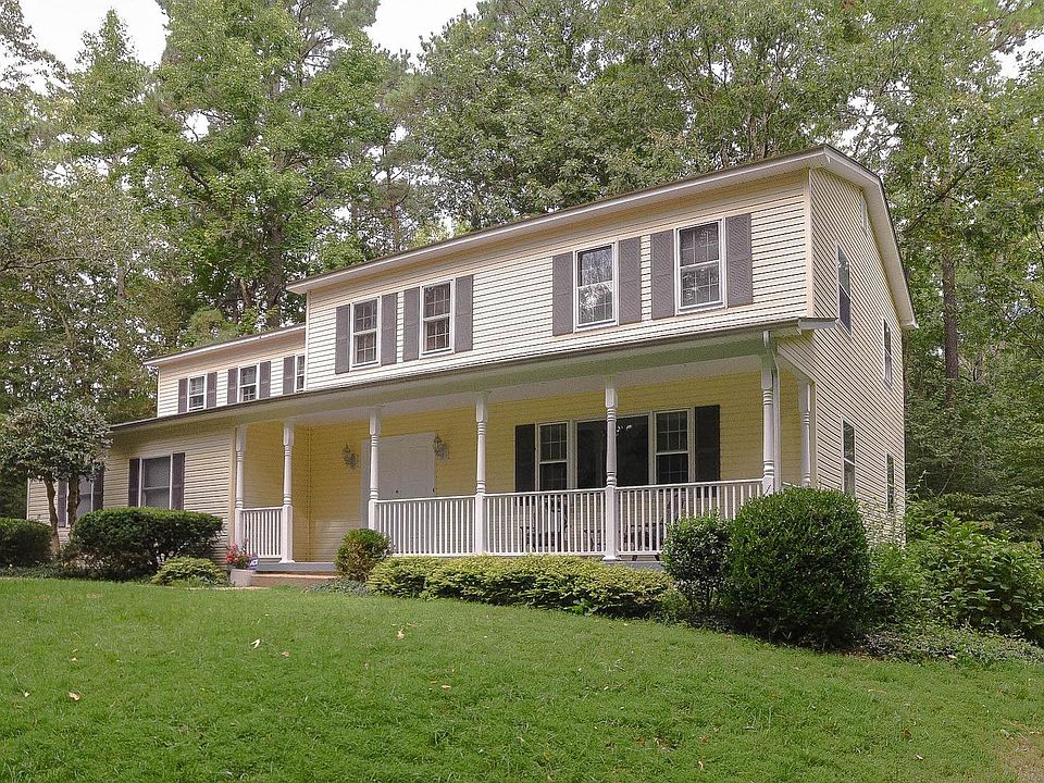 1st image of 44710 Green Acre Ln