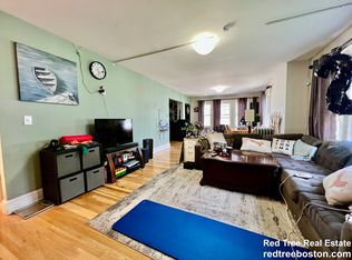 37 N Crescent Circuit, Brighton, MA 02135