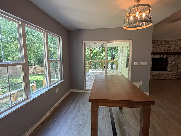 1270 Skyview Dr — Photo 15