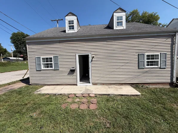 700 Freeburg Ave, Belleville, IL 62220