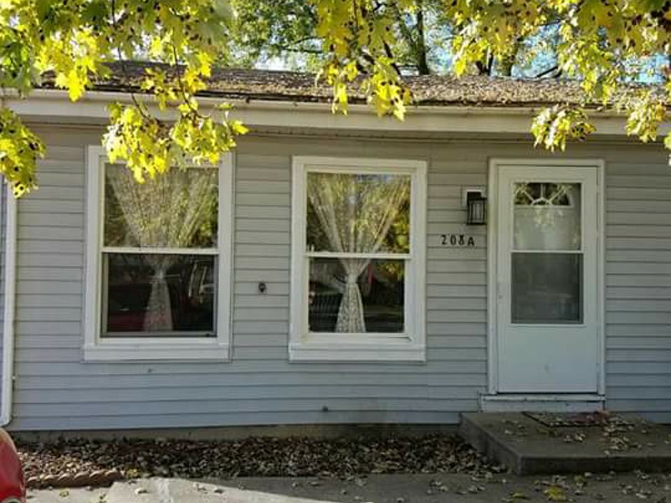 1st image of 208 Laurel Dr #A