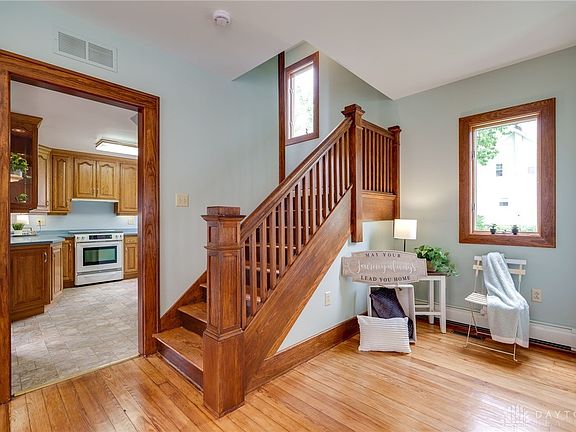 5th image of 516 Horton Ave
