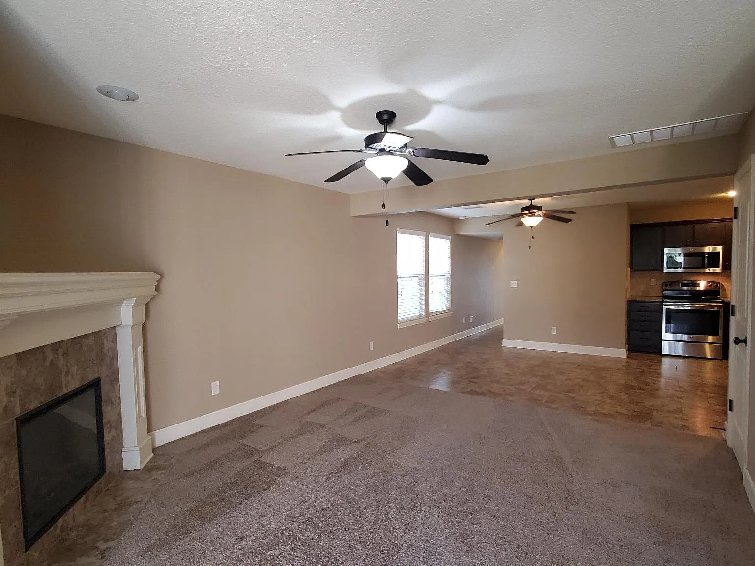 3 bed, 140 sqft, $1,750 — Photo 3