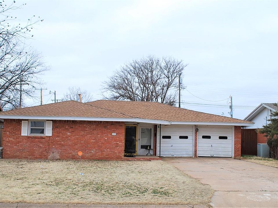 1st image of 202 Crescent Dr