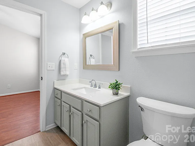 558 Calen Ln — Photo 26