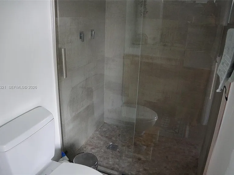 1251 SW 11th Ter — Photo 27
