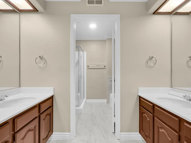 3061 Diamond View Cir — Photo 48